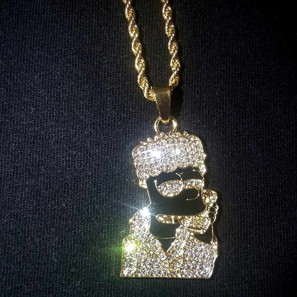 gucci link chain icebox